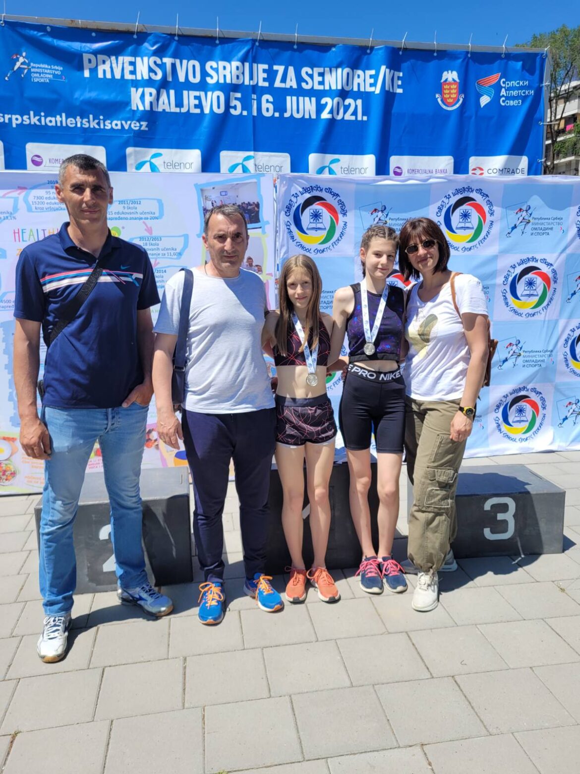 Mladenovčanke Milica Jovanović i Lena Radonjić vicešampionke Srbije na Školskom državnom prvenstvu u atletici