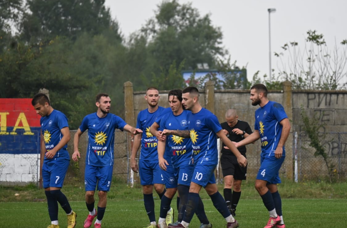 Uspešan vikend mladenovačkih fudbalskih klubova: OFK Mladenovac hvata priključak za vodećima, Kršljani na deobi prvog mesta …