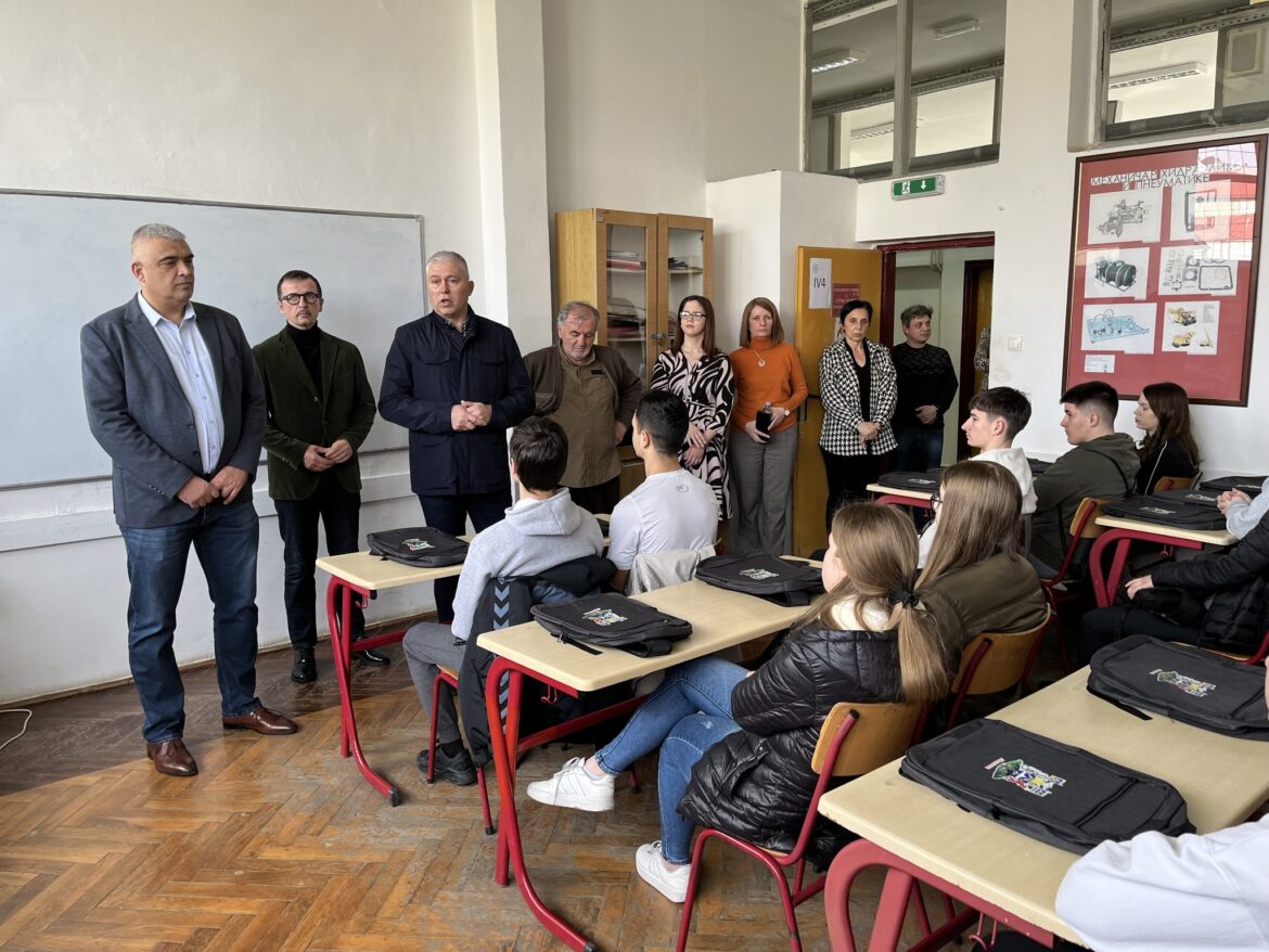 Mladenovačka pripremna nastava za fakultete i visoke škole