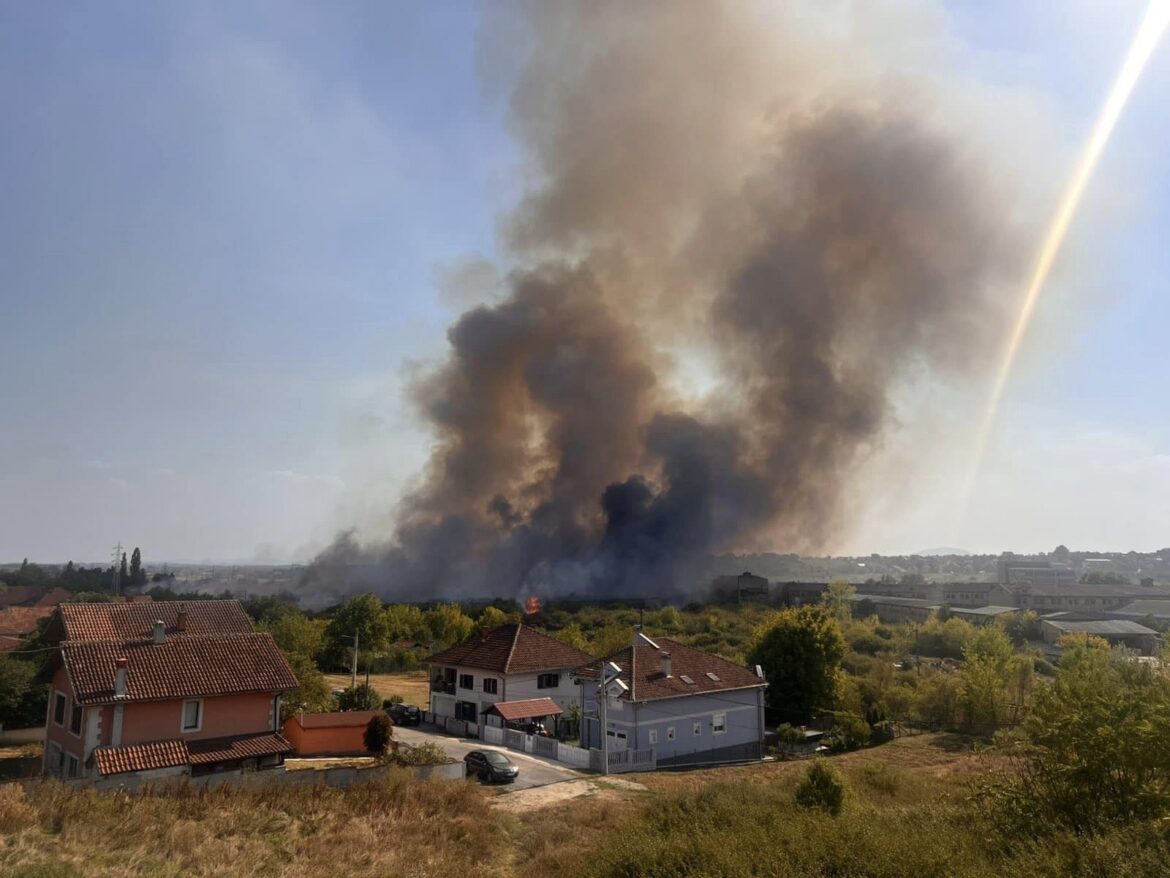 Požar u Mladenovcu