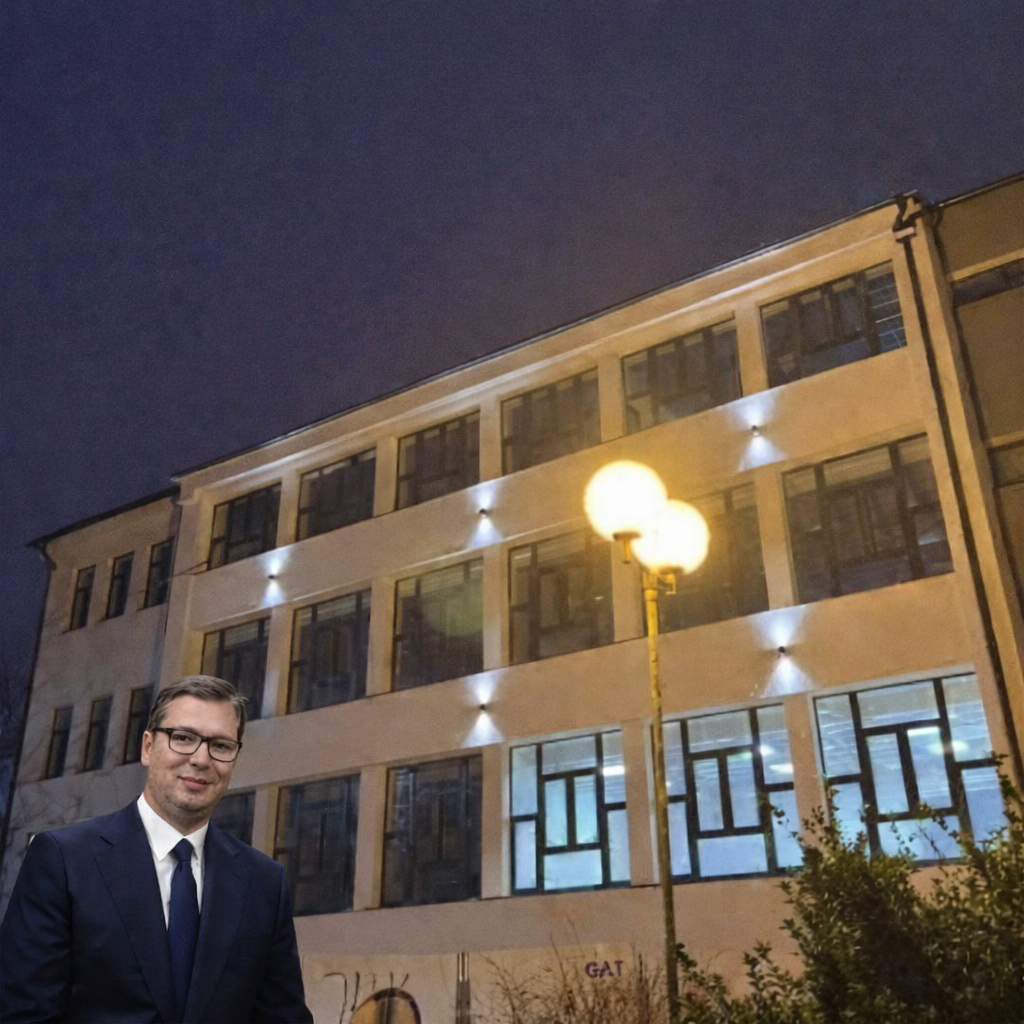 Predsednik Aleksandar Vučić na  ceremoniji otvaranja rekonstruisane Gimnazije Mladenovac