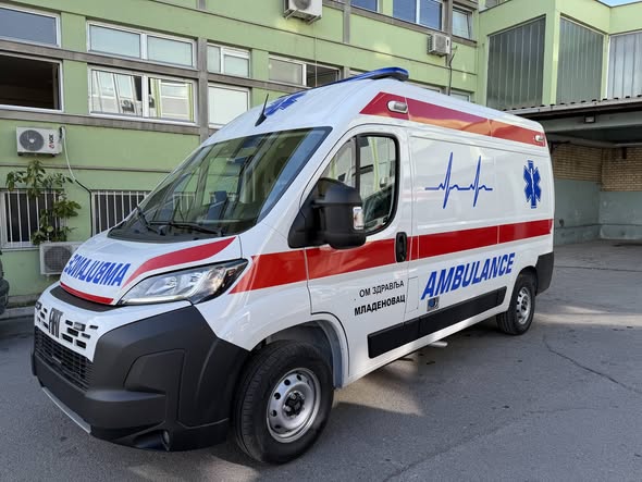 Novo sanitetsko vozilo za  Dom zdravlja Mladenovac